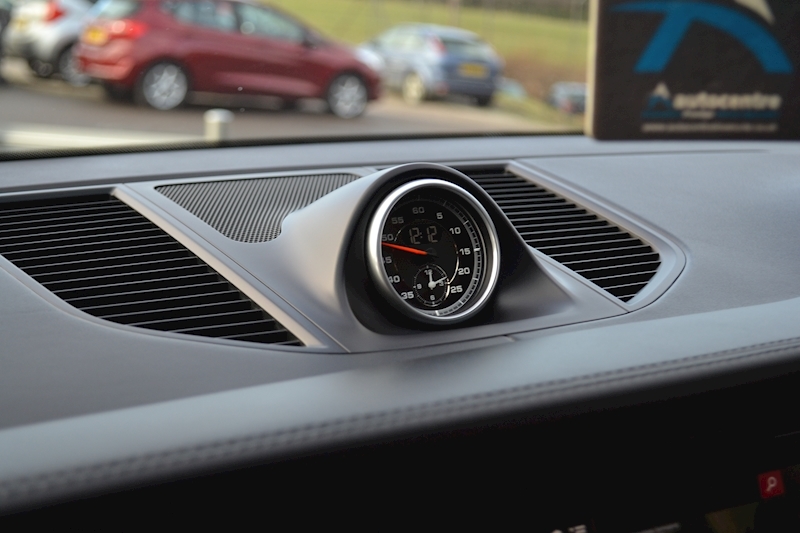 Porsche Macan Pdk Estate 2.0 Semi Auto Petrol