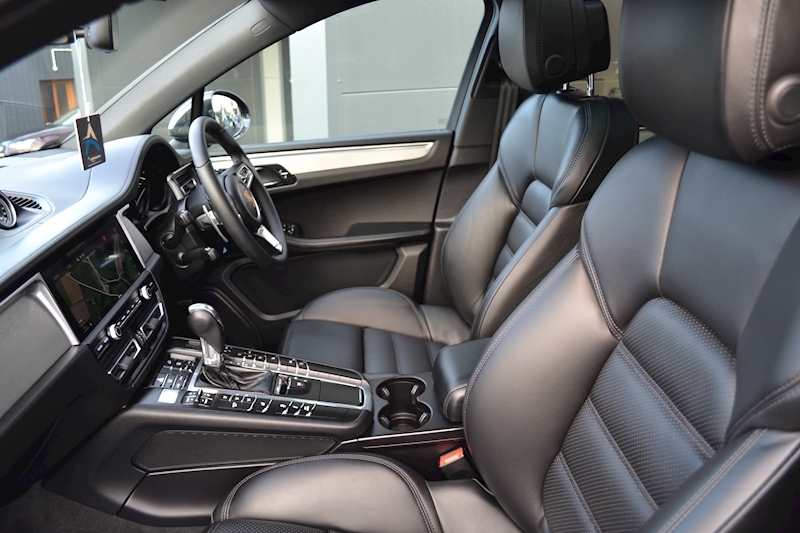 Porsche Macan Pdk Estate 2.0 Semi Auto Petrol