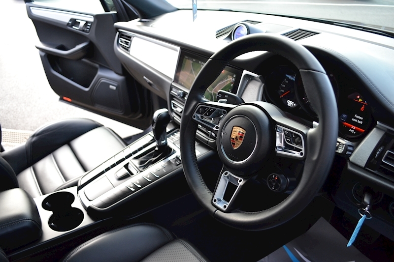 Porsche Macan Pdk Estate 2.0 Semi Auto Petrol
