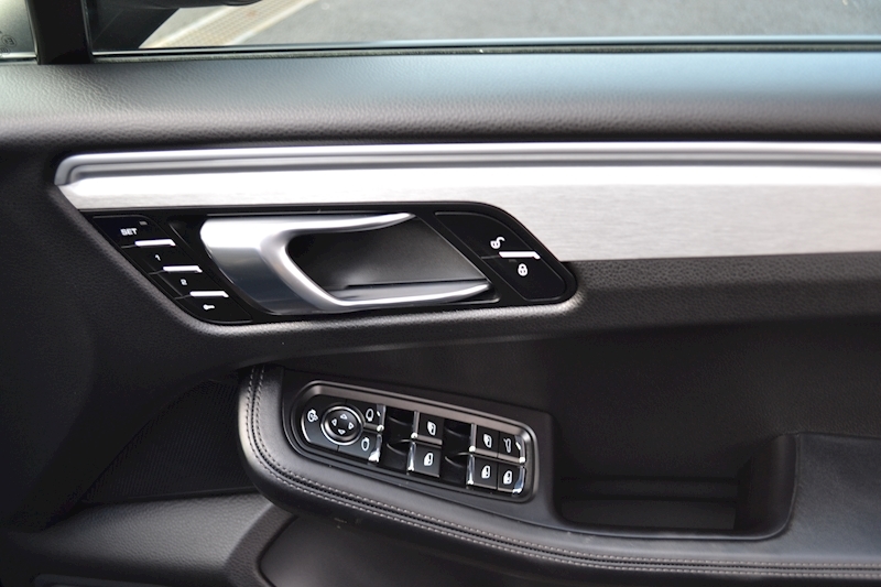 Porsche Macan Pdk Estate 2.0 Semi Auto Petrol