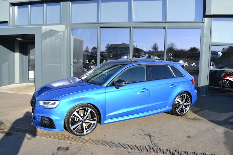 Audi A3 Rs 3 Tfsi Quattro Audi Sport Edition Hatchback 2.5 Semi Auto Petrol