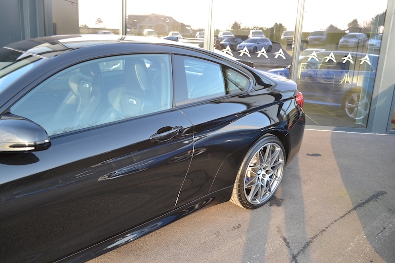 BMW 4 Series M4 Competition Package Coupe 3.0 Semi Auto Petrol