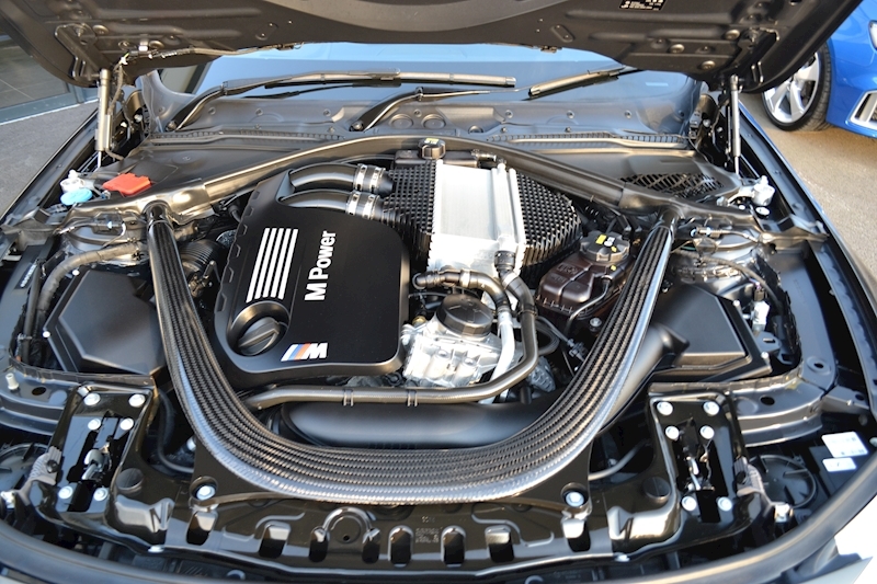 BMW 4 Series M4 Competition Package Coupe 3.0 Semi Auto Petrol