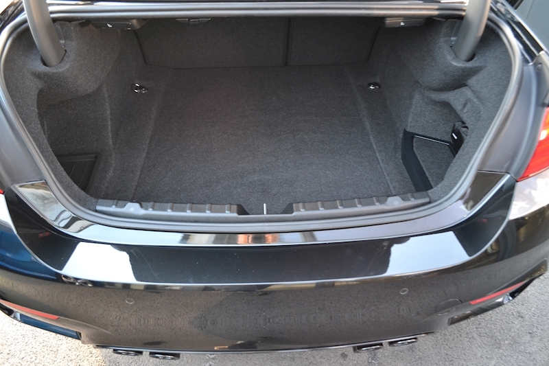 BMW 4 Series M4 Competition Package Coupe 3.0 Semi Auto Petrol