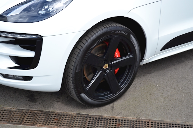 Porsche Macan GTS 3.0 5dr SUV PDK Petrol