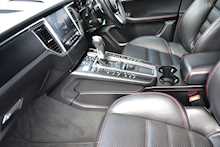Porsche Macan GTS 3.0 5dr SUV PDK Petrol