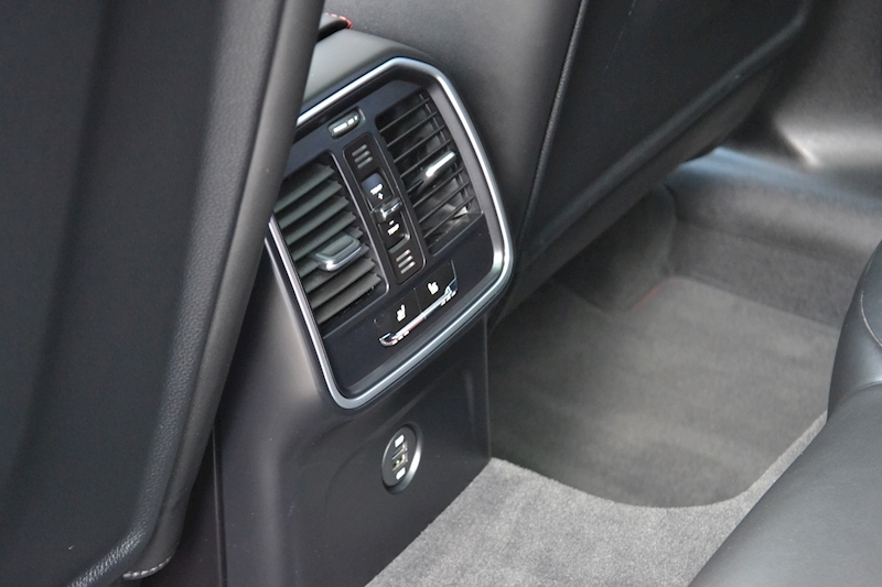 Porsche Macan GTS 3.0 5dr SUV PDK Petrol