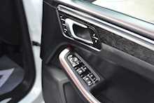 Porsche Macan GTS 3.0 5dr SUV PDK Petrol