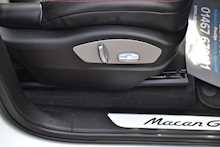 Porsche Macan GTS 3.0 5dr SUV PDK Petrol