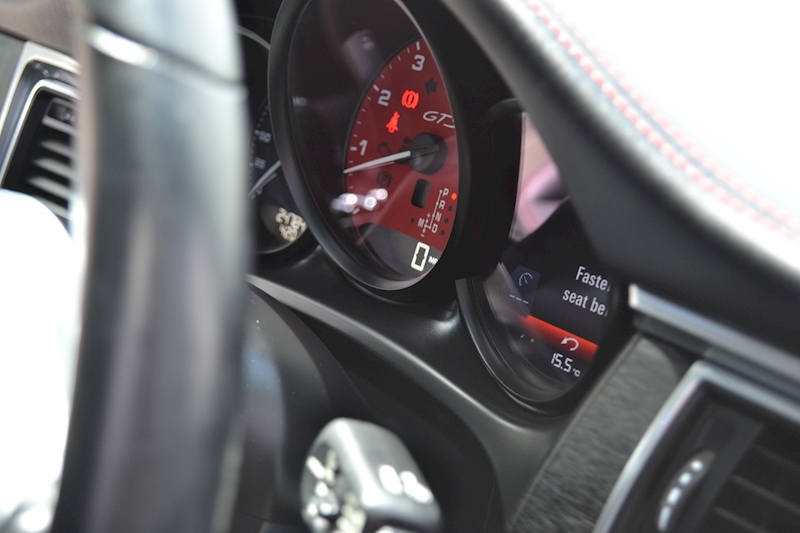 Porsche Macan GTS 3.0 5dr SUV PDK Petrol