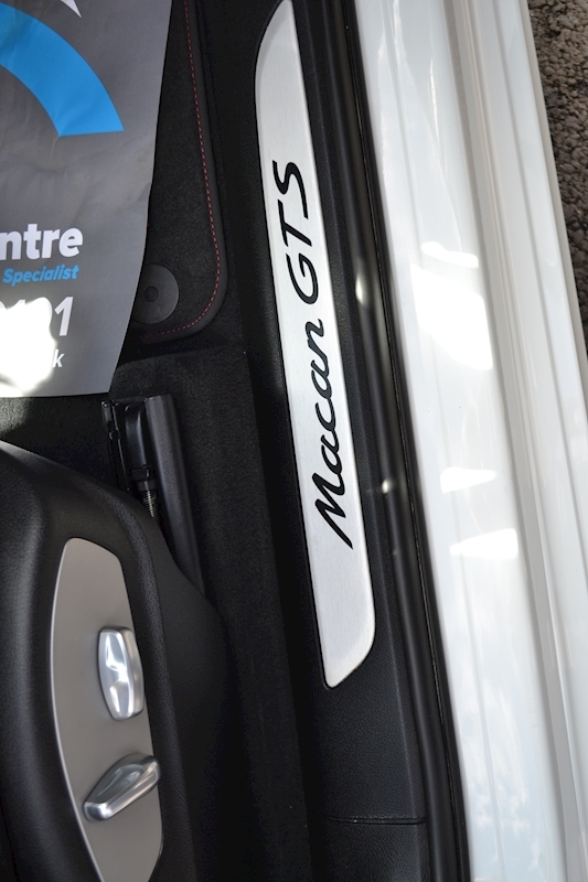 Porsche Macan GTS 3.0 5dr SUV PDK Petrol