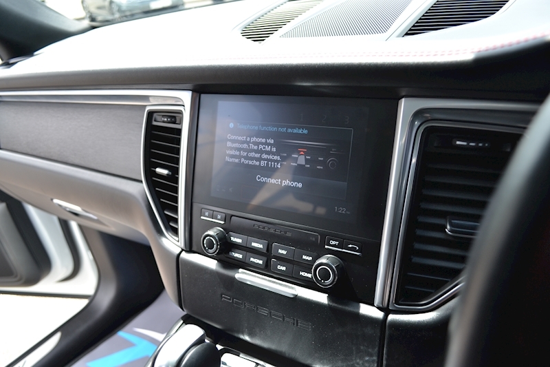 Porsche Macan GTS 3.0 5dr SUV PDK Petrol