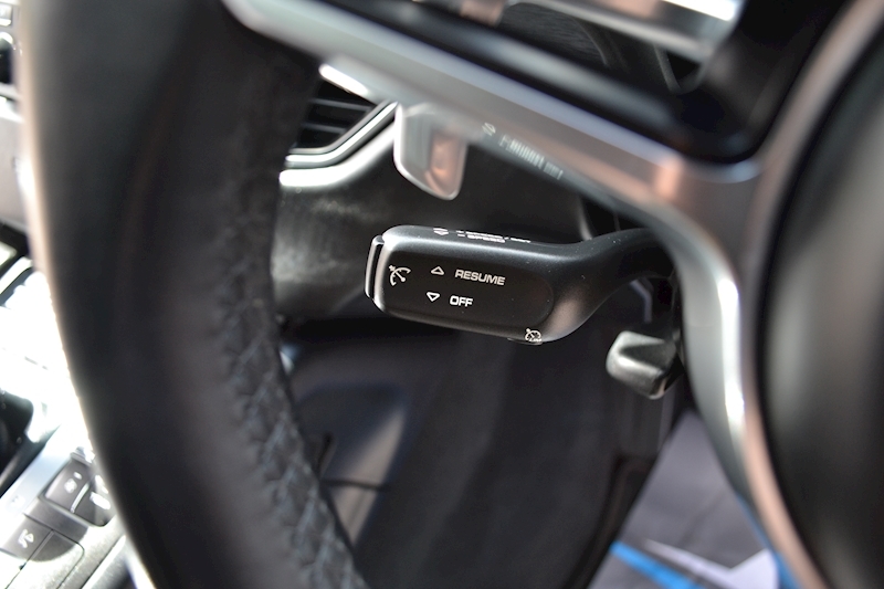 Porsche Macan GTS 3.0 5dr SUV PDK Petrol