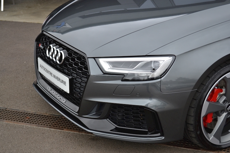 Audi RS3 2.5 TFSI Sportback 5dr Petrol S Tronic quattro (s/s) (400 ps) 2.5 5dr Sportback S Tronic Petrol