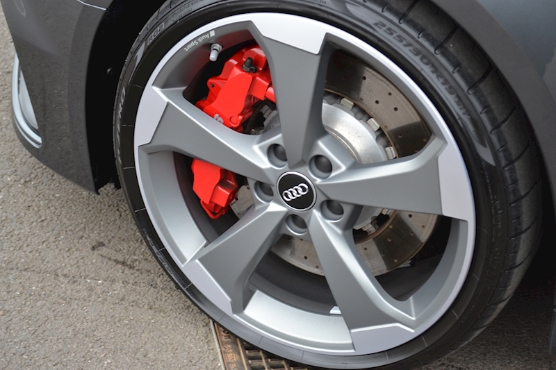 Audi RS3 2.5 TFSI Sportback 5dr Petrol S Tronic quattro (s/s) (400 ps) 2.5 5dr Sportback S Tronic Petrol