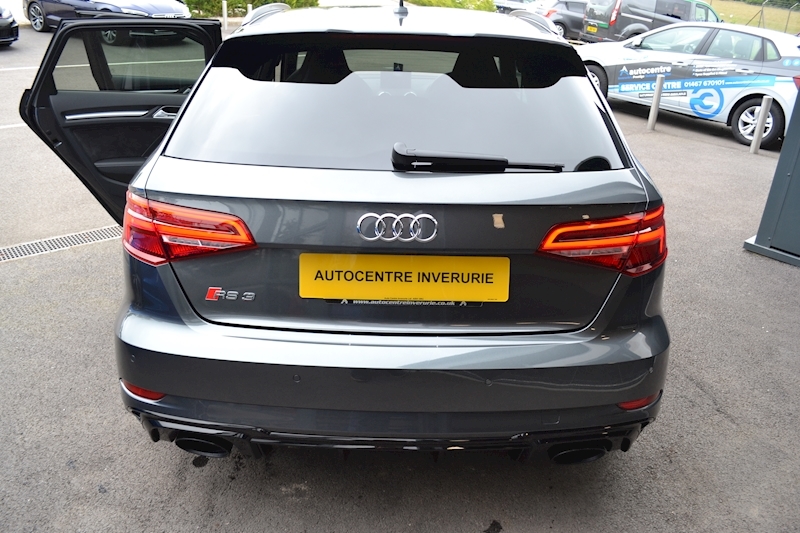 Audi RS3 2.5 TFSI Sportback 5dr Petrol S Tronic quattro (s/s) (400 ps) 2.5 5dr Sportback S Tronic Petrol