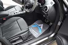 Audi RS3 2.5 TFSI Sportback 5dr Petrol S Tronic quattro (s/s) (400 ps) 2.5 5dr Sportback S Tronic Petrol