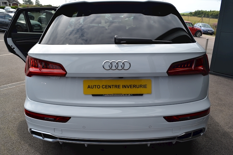 Audi SQ5 3.0 TFSI V6 SUV 5dr Petrol Tiptronic quattro (s/s) (354 ps) SUV 3.0 Tiptronic Petrol
