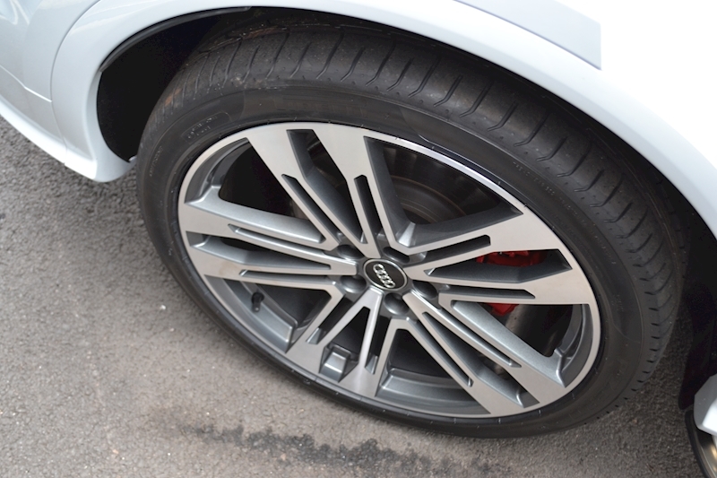 Audi SQ5 3.0 TFSI V6 SUV 5dr Petrol Tiptronic quattro (s/s) (354 ps) SUV 3.0 Tiptronic Petrol