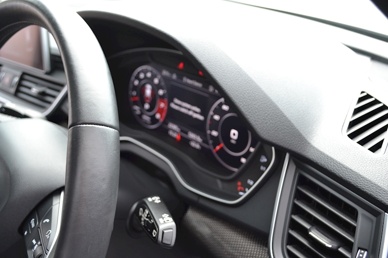 Audi SQ5 3.0 TFSI V6 SUV 5dr Petrol Tiptronic quattro (s/s) (354 ps) SUV 3.0 Tiptronic Petrol