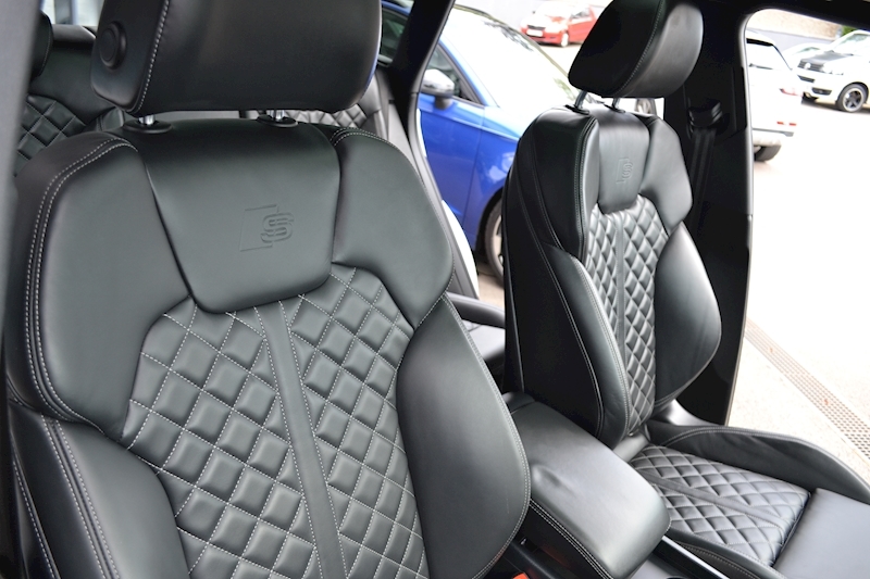 Audi SQ5 3.0 TFSI V6 SUV 5dr Petrol Tiptronic quattro (s/s) (354 ps) SUV 3.0 Tiptronic Petrol