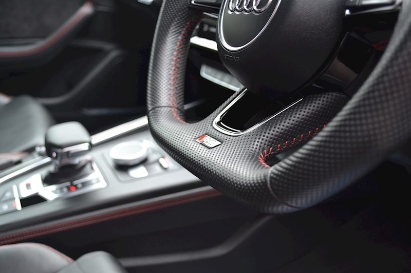 Audi RS5 2.9 TFSI V6 Coupe 2dr Petrol Tiptronic quattro (s/s) (450 ps) 2.9 2dr Coupe Tiptronic Petrol