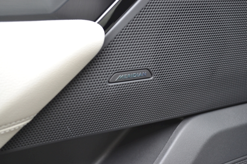 Land Rover Range Rover Velar R-Dynamic S 2.0 5dr SUV Auto Diesel