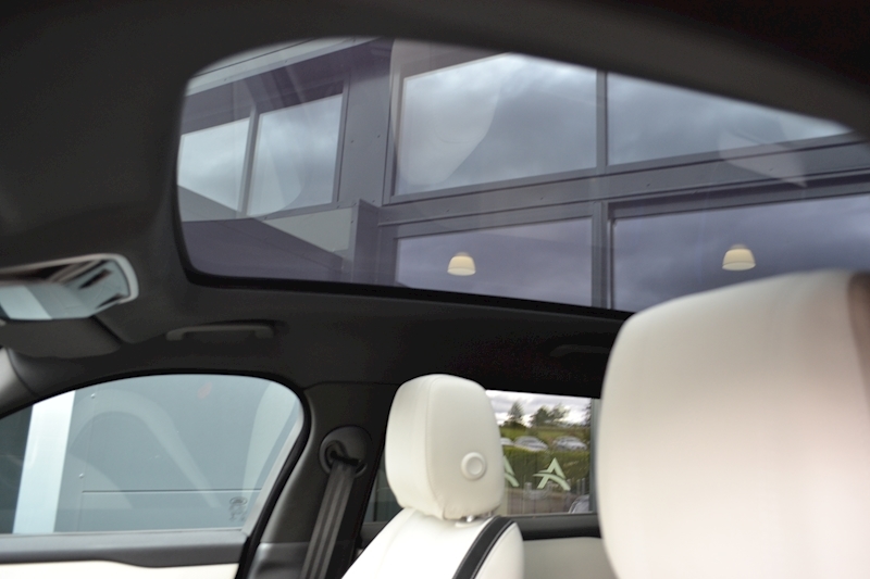 Land Rover Range Rover Velar R-Dynamic S 2.0 5dr SUV Auto Diesel