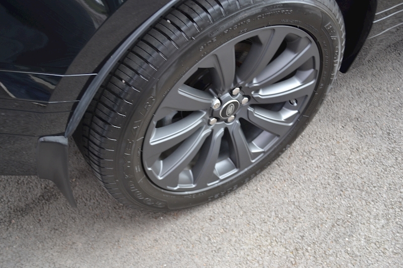 Land Rover Range Rover Velar R-Dynamic S 2.0 5dr SUV Auto Diesel