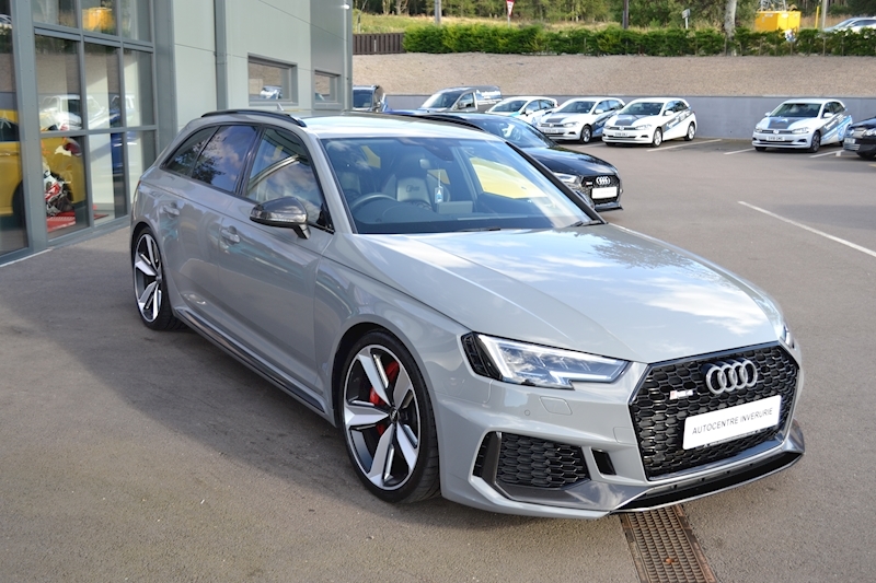 Audi A4 Rs 4 Tfsi Quattro Carbon Edition Estate 2.9 Automatic Petrol