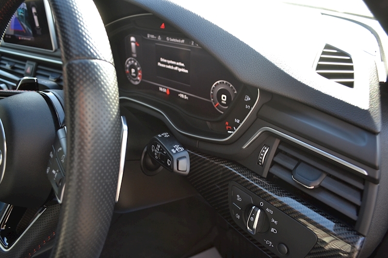 Audi A4 Rs 4 Tfsi Quattro Carbon Edition Estate 2.9 Automatic Petrol
