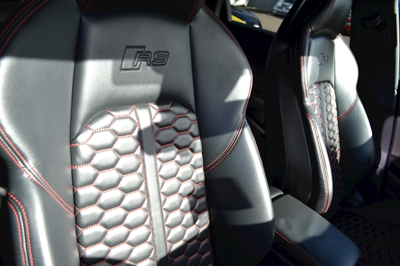 Audi A4 Rs 4 Tfsi Quattro Carbon Edition Estate 2.9 Automatic Petrol