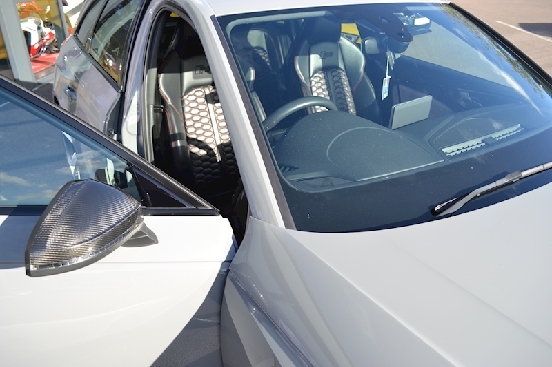 Audi A4 Rs 4 Tfsi Quattro Carbon Edition Estate 2.9 Automatic Petrol