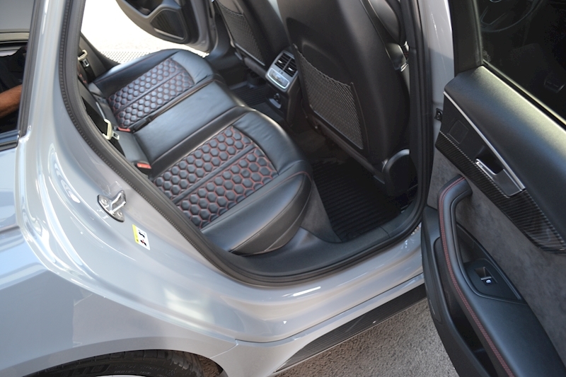 Audi A4 Rs 4 Tfsi Quattro Carbon Edition Estate 2.9 Automatic Petrol