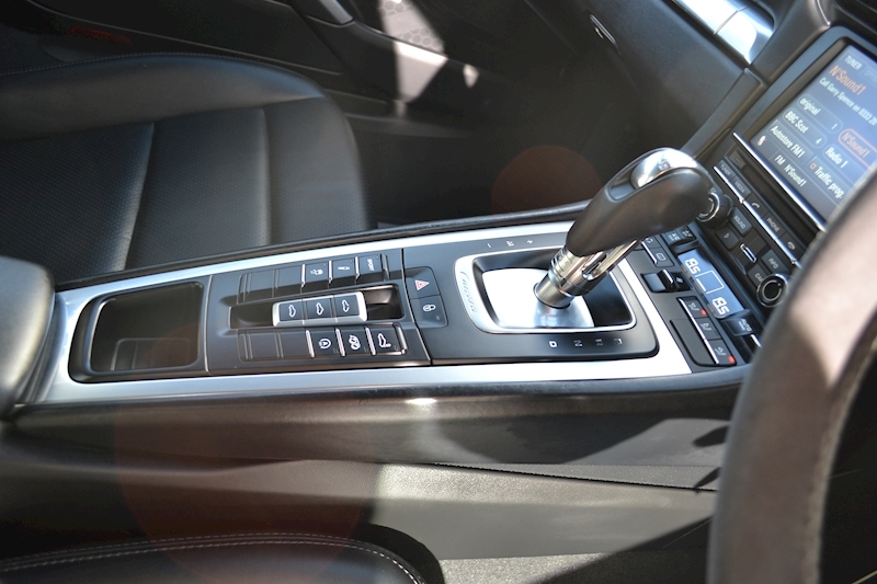 Porsche 911 991 Carrera 4S 3.8 2dr Coupe PDK Petrol