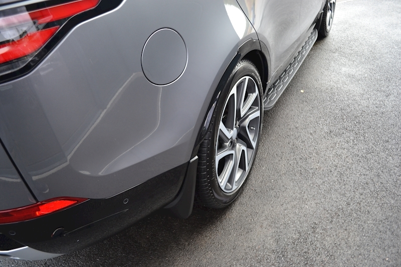 Land Rover Discovery HSE 3.0 5dr SUV Auto Diesel