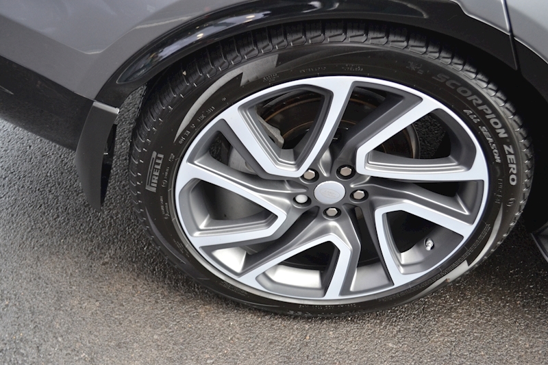 Land Rover Discovery HSE 3.0 5dr SUV Auto Diesel