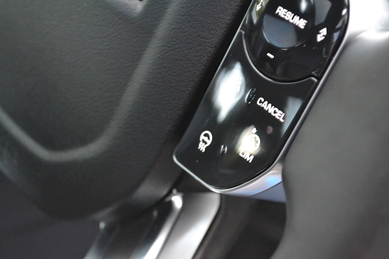 Land Rover Discovery HSE 3.0 5dr SUV Auto Diesel