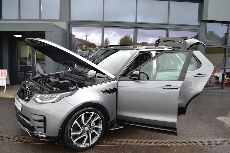Land Rover Discovery HSE 3.0 5dr SUV Auto Diesel