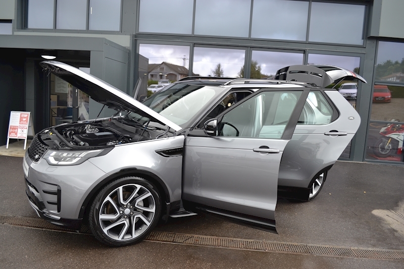 Land Rover Discovery HSE 3.0 5dr SUV Auto Diesel