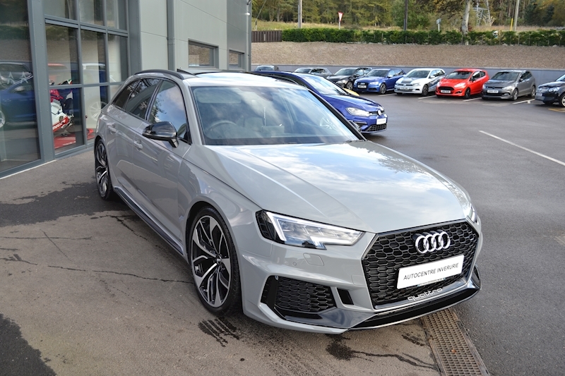 Audi RS4 Avant 2.9 TFSI V6 Avant 5dr Petrol Tiptronic quattro (s/s) (450 ps) 2.9 5dr Avant Tiptronic Petrol