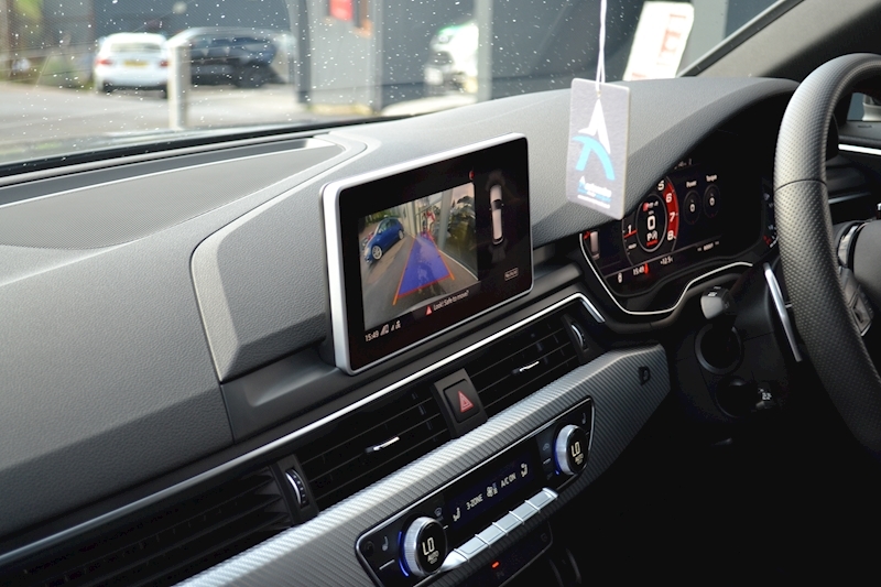 Audi RS4 Avant 2.9 TFSI V6 Avant 5dr Petrol Tiptronic quattro (s/s) (450 ps) 2.9 5dr Avant Tiptronic Petrol