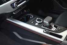 Audi RS4 Avant 2.9 TFSI V6 Avant 5dr Petrol Tiptronic quattro (s/s) (450 ps) 2.9 5dr Avant Tiptronic Petrol