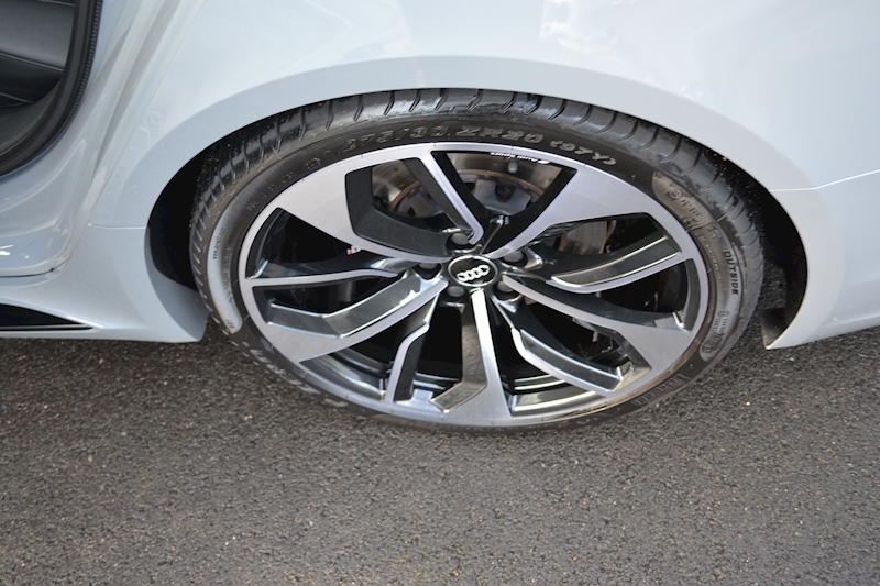 Audi RS4 Avant 2.9 TFSI V6 Avant 5dr Petrol Tiptronic quattro (s/s) (450 ps) 2.9 5dr Avant Tiptronic Petrol