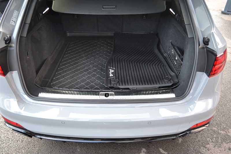 Audi RS4 Avant 2.9 TFSI V6 Avant 5dr Petrol Tiptronic quattro (s/s) (450 ps) 2.9 5dr Avant Tiptronic Petrol