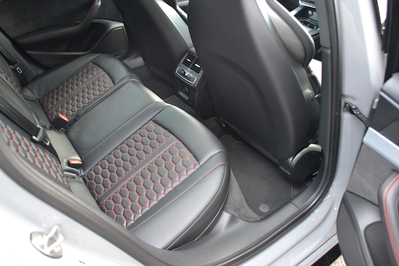 Audi RS4 Avant 2.9 TFSI V6 Avant 5dr Petrol Tiptronic quattro (s/s) (450 ps) 2.9 5dr Avant Tiptronic Petrol