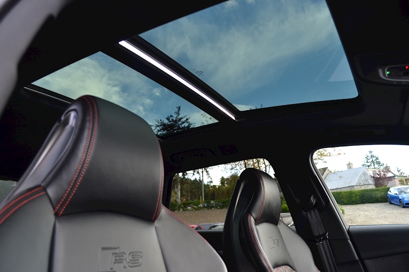 Audi RS4 Avant 2.9 TFSI V6 Avant 5dr Petrol Tiptronic quattro (s/s) (450 ps) 2.9 5dr Avant Tiptronic Petrol