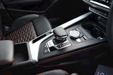 Audi RS4 Avant 2.9 TFSI V6 Avant 5dr Petrol Tiptronic quattro (s/s) (450 ps) 2.9 5dr Avant Tiptronic Petrol