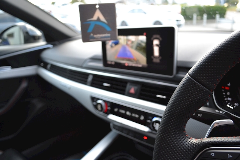 Audi RS4 Avant 2.9 TFSI V6 Avant 5dr Petrol Tiptronic quattro (s/s) (450 ps) 2.9 5dr Avant Tiptronic Petrol