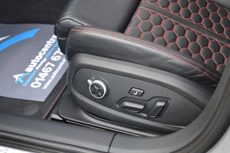 Audi RS4 Avant 2.9 TFSI V6 Avant 5dr Petrol Tiptronic quattro (s/s) (450 ps) 2.9 5dr Avant Tiptronic Petrol